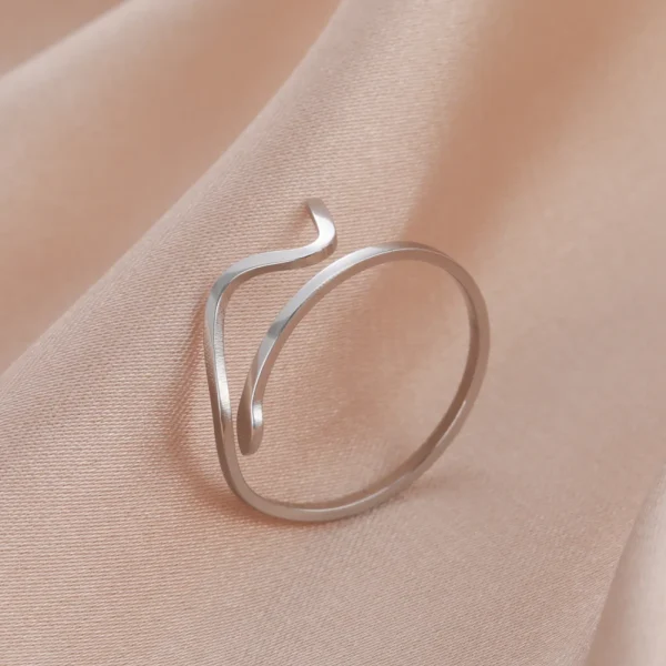 New Minimalist Wave Ring for Women Girls Simple… – Lueur… – Image 2