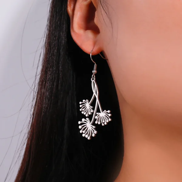femmes pissenlit boucles d'oreilles couleur or en acier… –… – Image 4