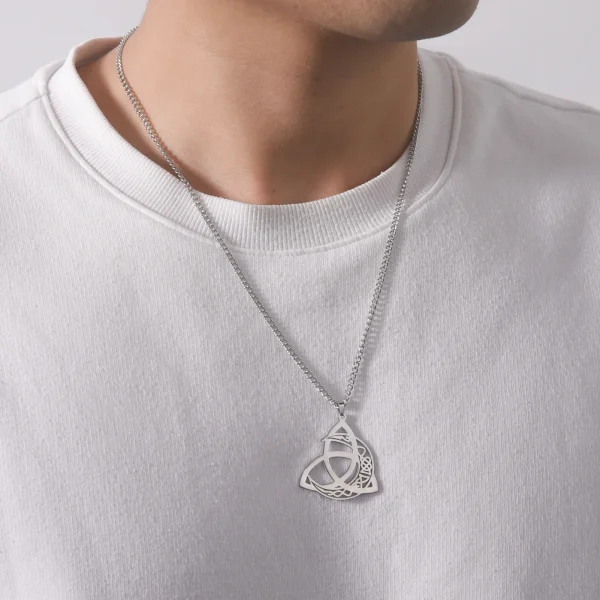 ingsIrish Celtics Noeud Lune Pendentif Collier pour… – Lueur… – Image 2