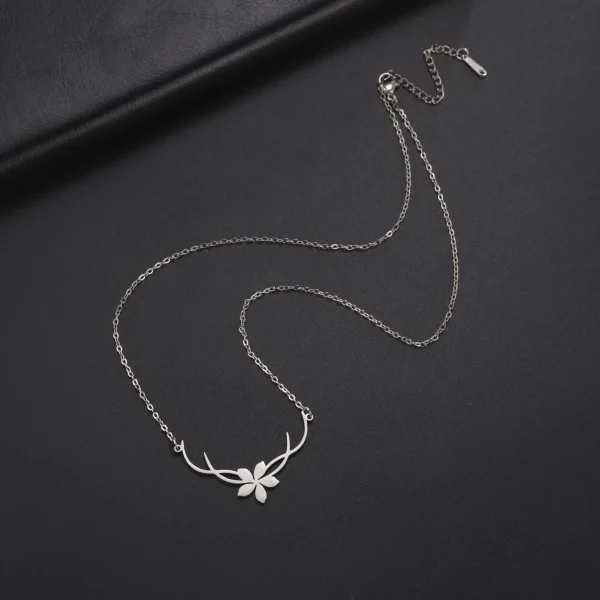 Collier Pendentif Fleur Romantique pour Femme, Acier… – Rune de… – Image 20